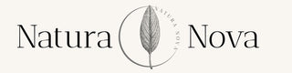 Minimalistisches Natura-Nova-Logo mit Blattmotiv in kreisförmigem Rahmen.